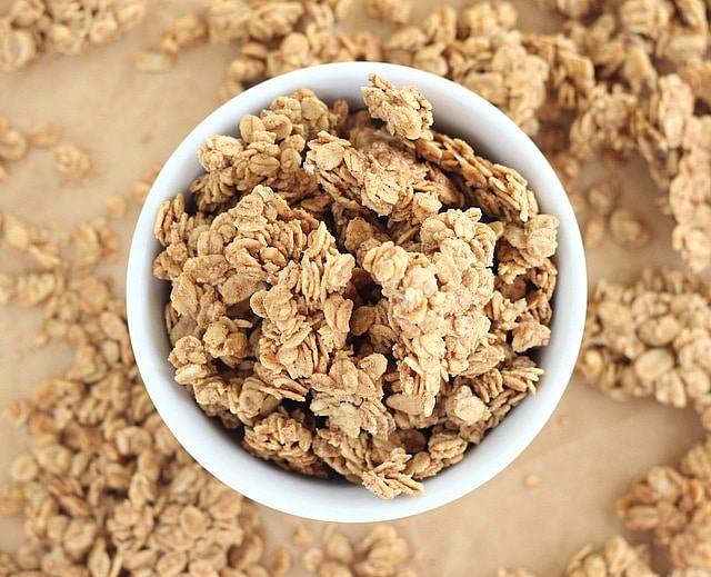 Vegan peanut butter coconut granola 