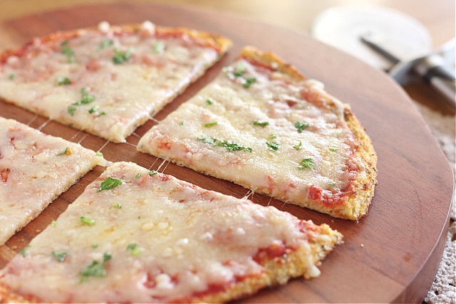 How to make a low carb cauliflower pizza crust