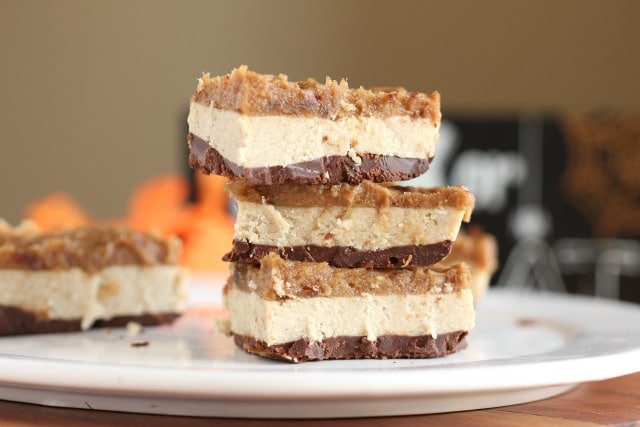 Healthy Snickers bars recipe with dates