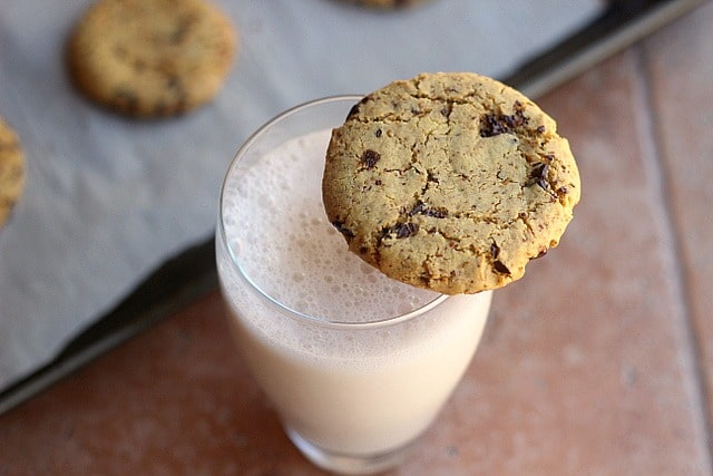 Healthier cookies made with chickpea flour