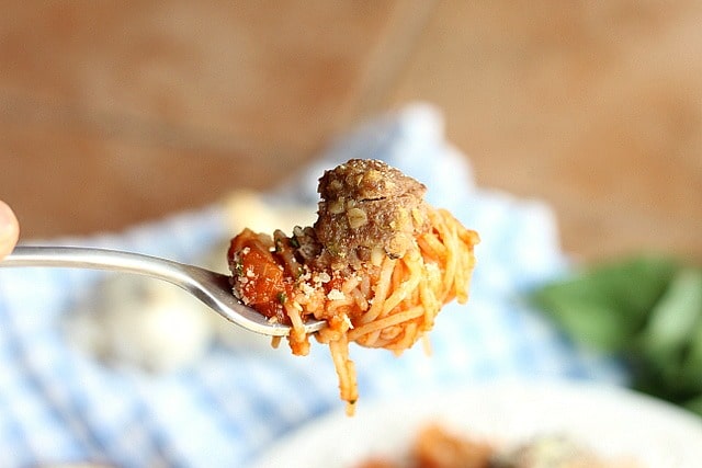 Healthy spaghetti and meatballs recipe with homemade marinara sauce