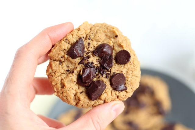 No sugar added chocolate chip cookies