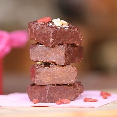 Healthy chocolate fudge made with coconut oil