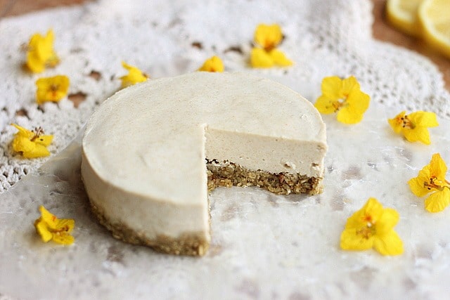 Healthy, low sugar cheesecake recipe without nuts