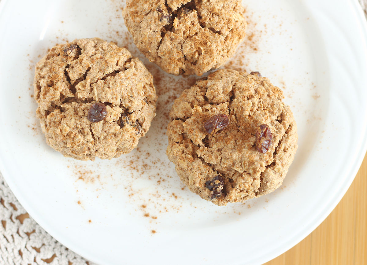 Low Sugar Oatmeal Raisin Cookies - Oatmeal with a Fork