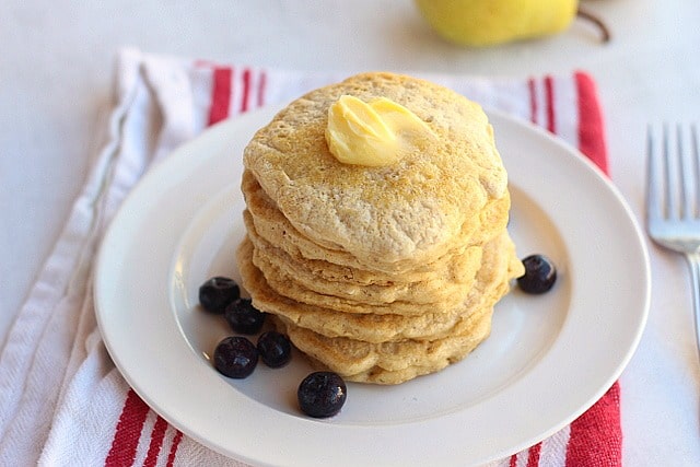 The Best Sugar-Free, Oil-Free Oatmeal Pancakes