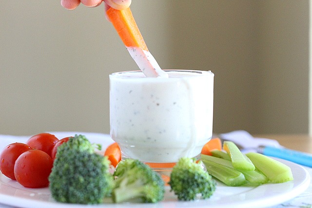 Low calorie homemade ranch dressing