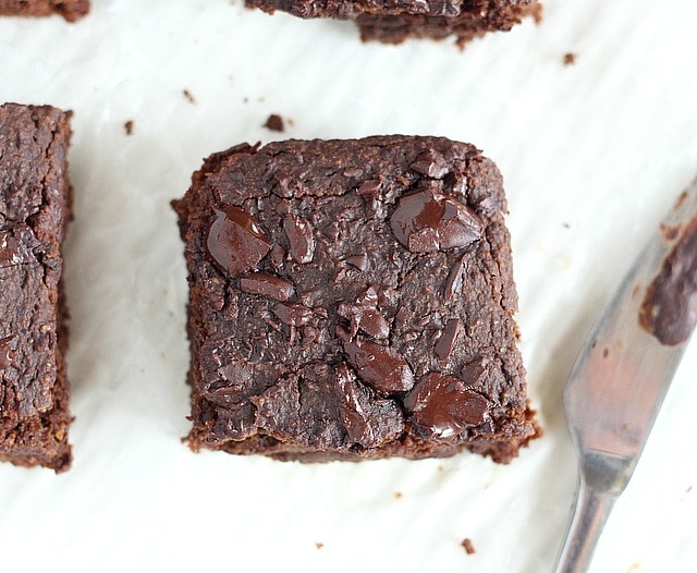 Fat-free brownies made with pumpkin and oat flour
