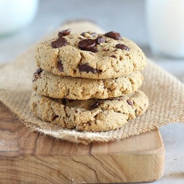 Low sugar chocolate chip cookies made without sugar alcohols