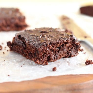 Healthy brownies made with oat flour and applesauce