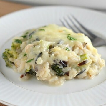 Healthy chicken broccoli rice casserole