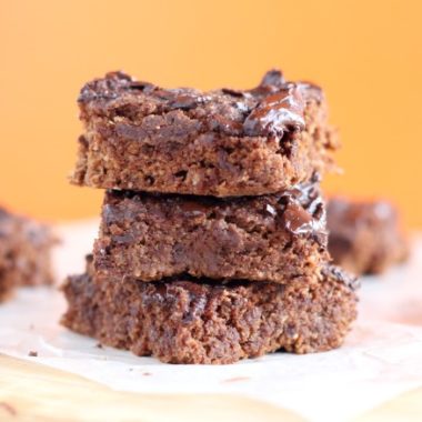 Oat flour chocolate cake bars made with honey