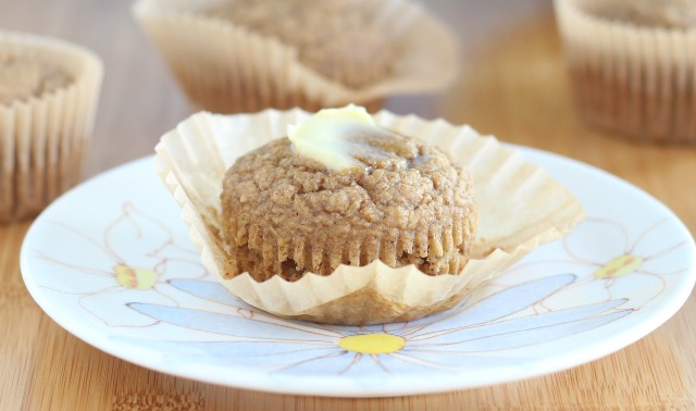 Vegan peanut butter muffins sweetened with banana and apple