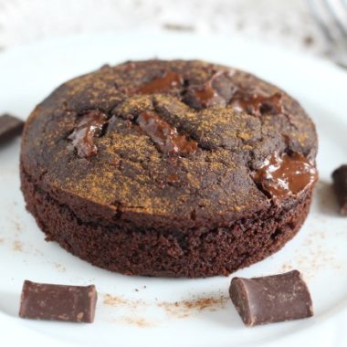 Single serve oven-baked chocolate cake recipe