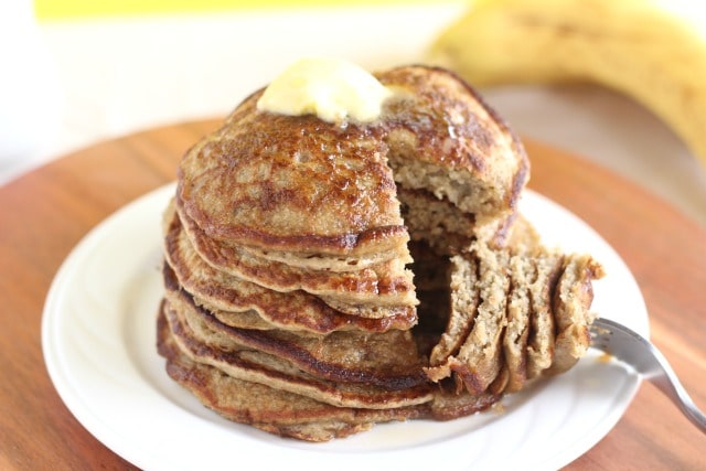 Banana pancakes with eggs and oats