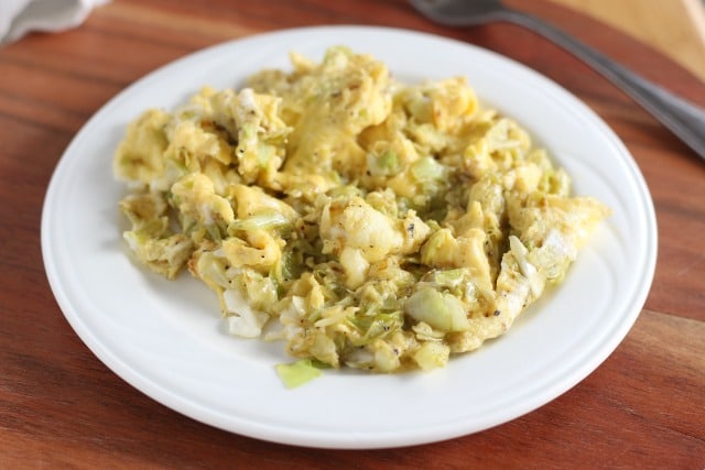 Low carb eggs and cabbage dish