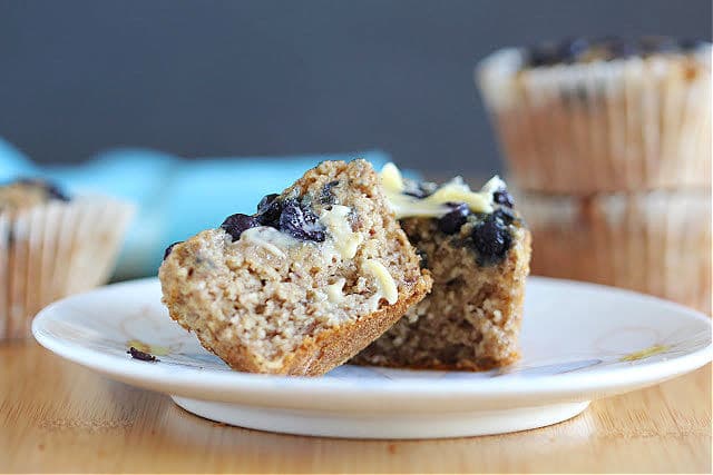 Date-sweetened blueberry muffin recipe with oats