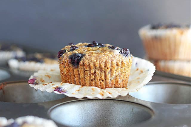 Gluten-free vegan muffins with dates