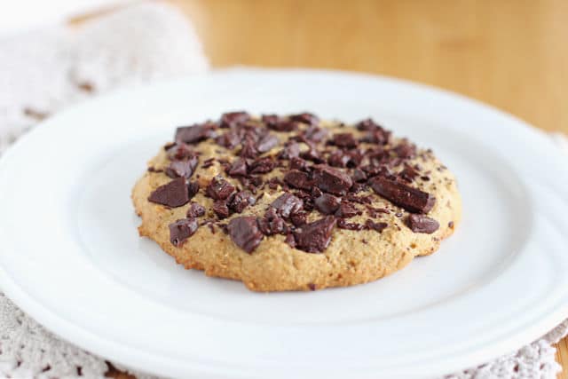 No sugar added cookie with chocolate chips