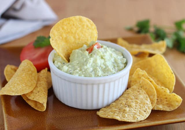 Guacamole dip with cottage cheese